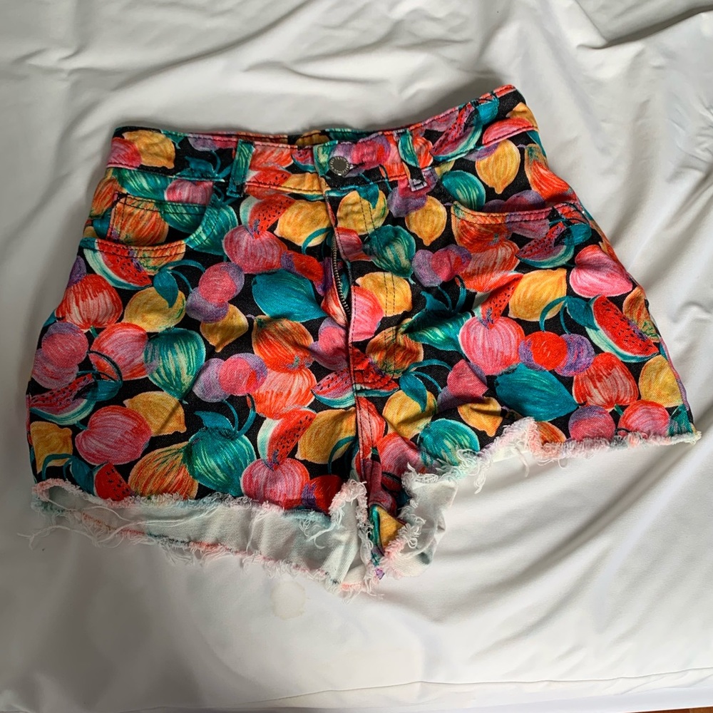 Zara fruit daisy dukes